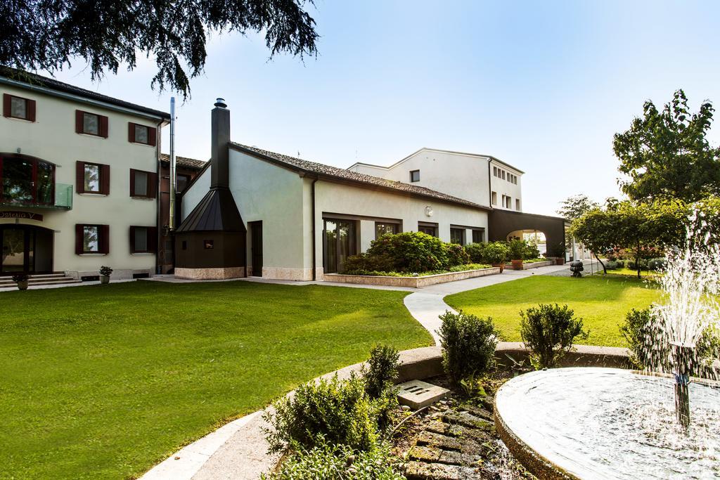 Locanda Antico Veturo Trebaseleghe Bagian luar foto