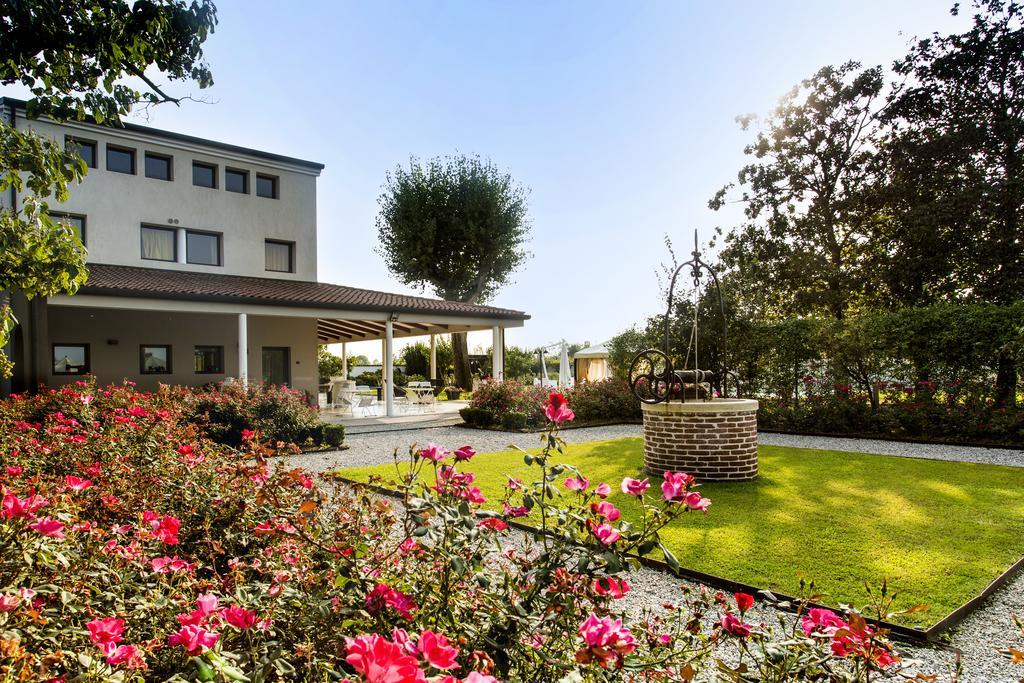 Locanda Antico Veturo Trebaseleghe Bagian luar foto